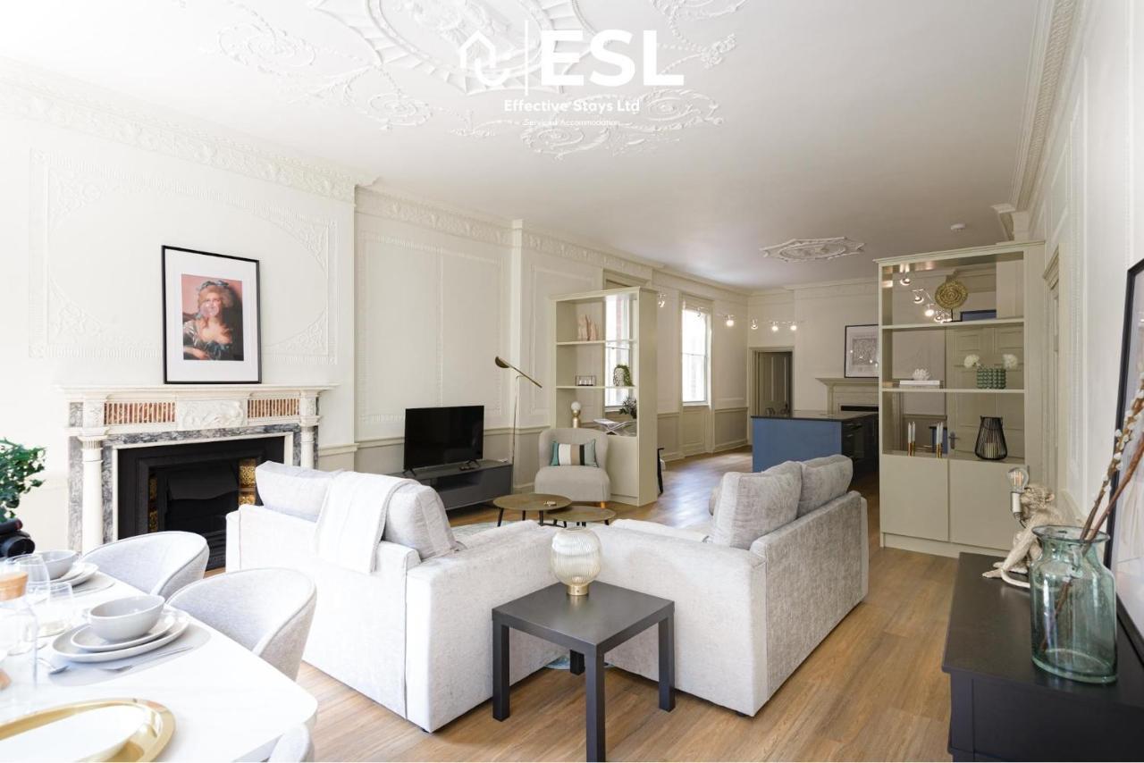 Most Central Luxury Grade 2 Listed Apartment Overlooking Shrewsbury Square - Free Parking Екстериор снимка