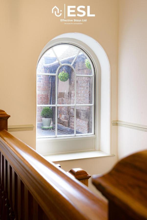 Most Central Luxury Grade 2 Listed Apartment Overlooking Shrewsbury Square - Free Parking Екстериор снимка